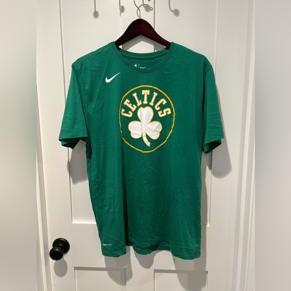 Nike Boston Celtics City Edition Green T-Shirt- Men’s XL NWOT - Picture 2 of 5